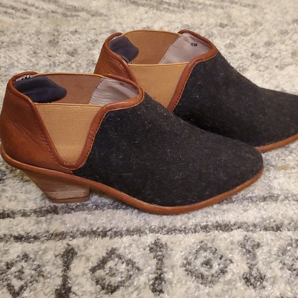 Matt Bernson Marlow Ankle Boot - Picture 2 of 5